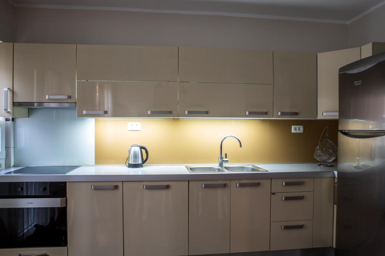 Luxury Apartment 포드고리차 외부 사진