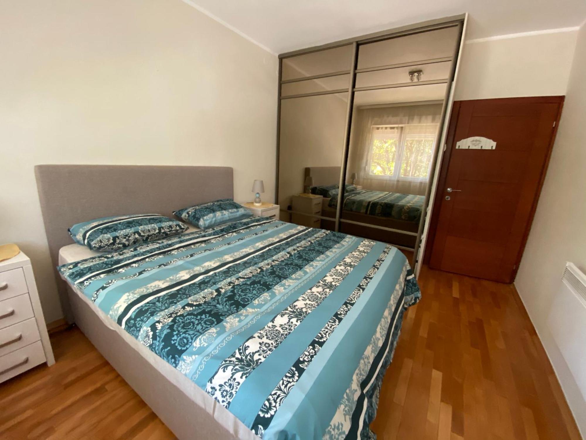 Luxury Apartment 포드고리차 객실 사진